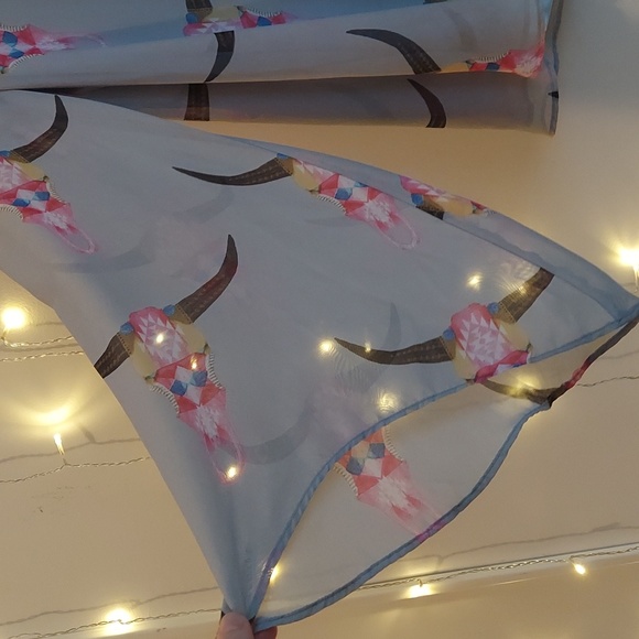 Western print blouse - Picture 2 of 3